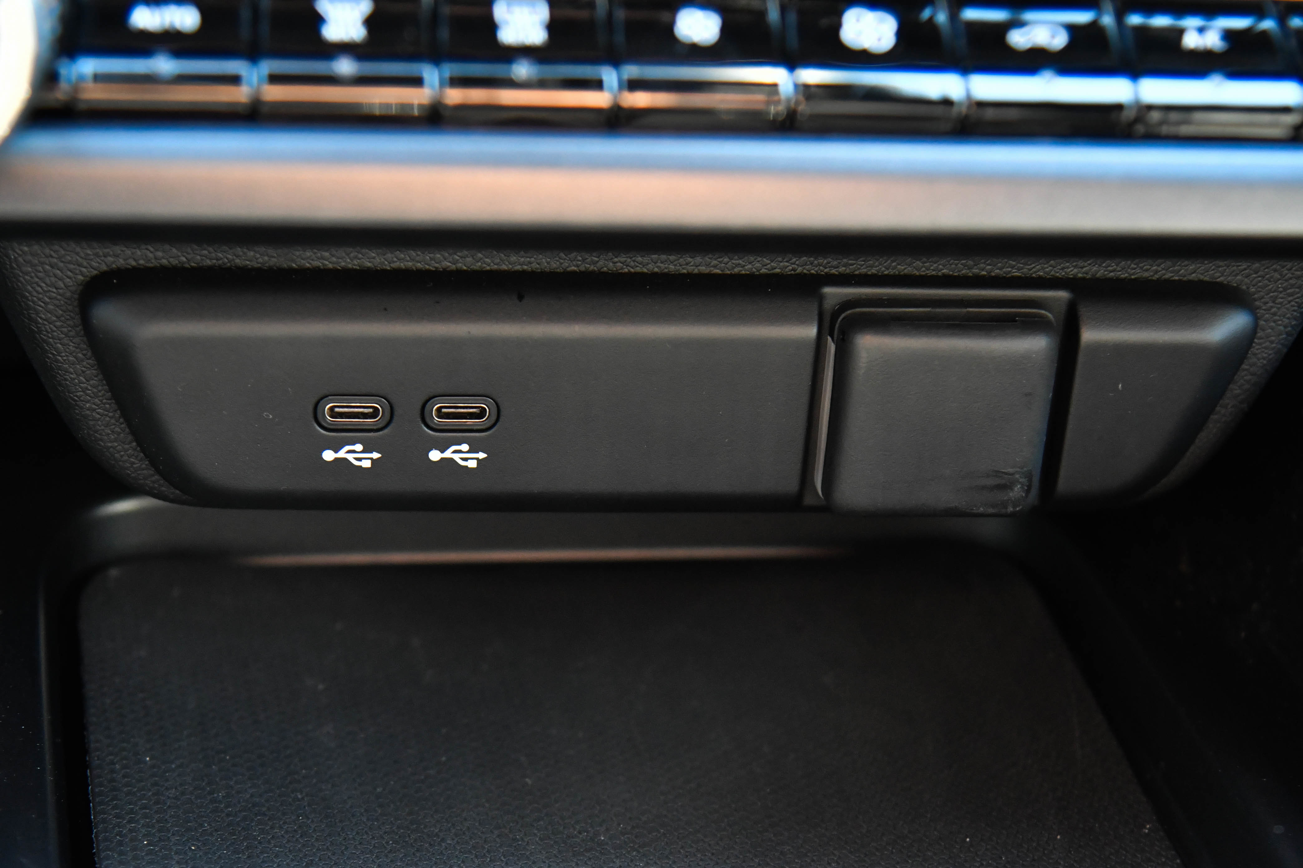 Used 2024 Acura ZDX A-Spec image 27