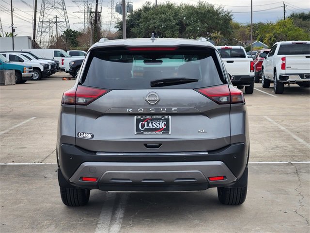 Used 2023 Nissan Rogue SL w/ SL Premium Package image 6
