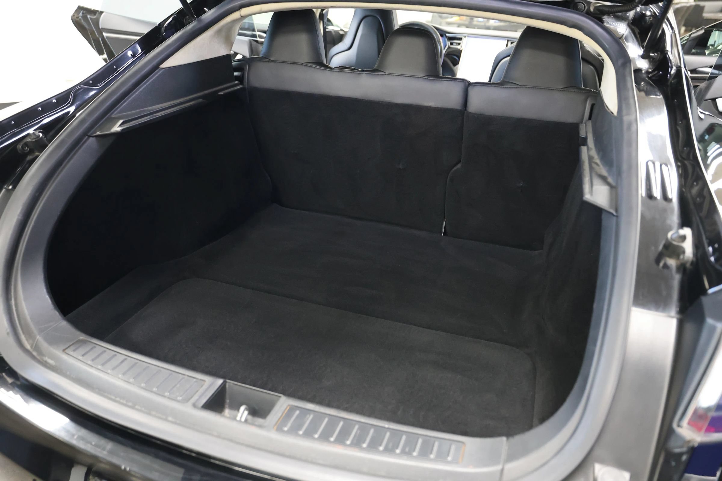 Used 2015 Tesla Model S 70D AWD/4WD image 48
