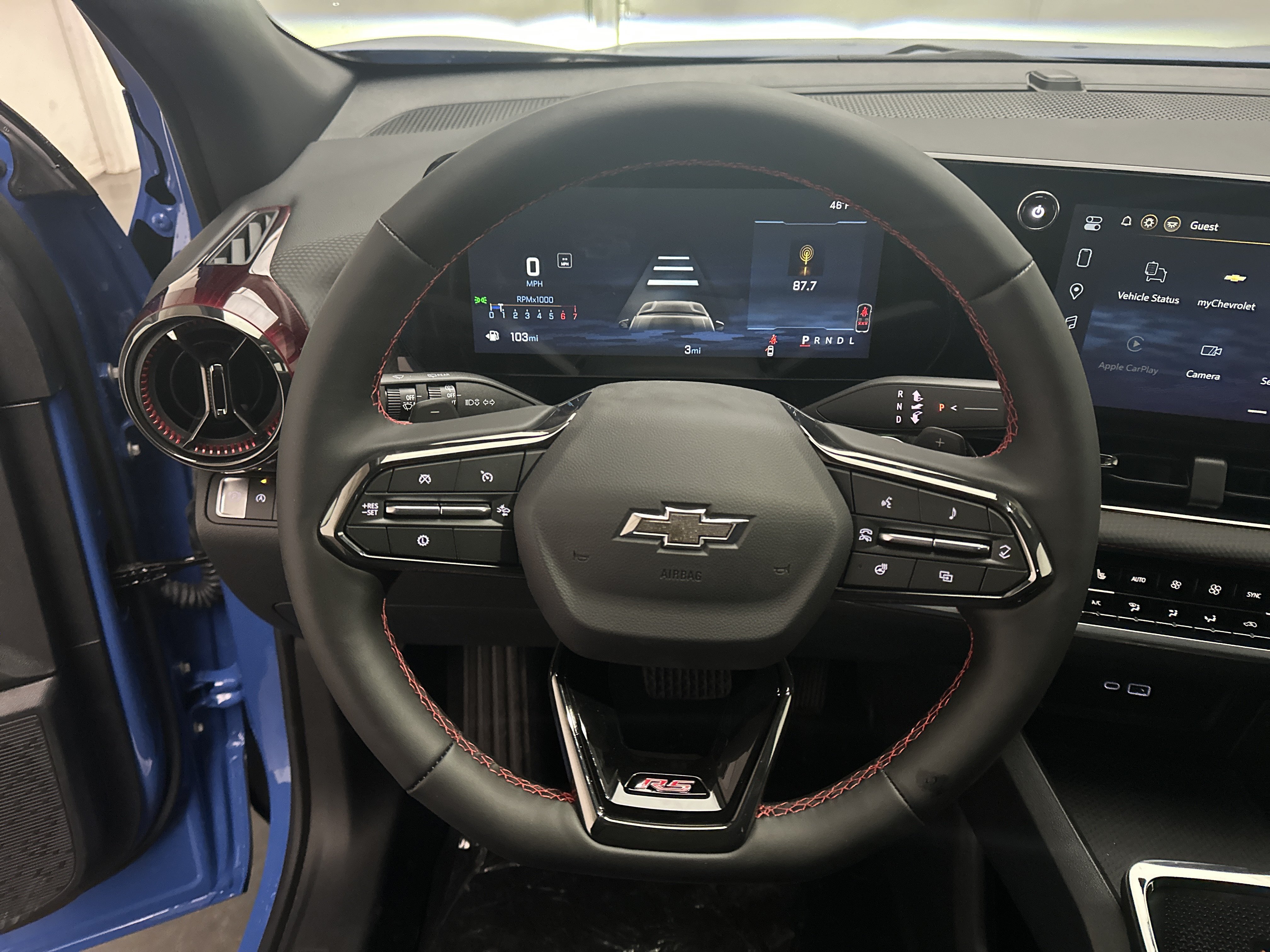 New 2026 Chevrolet Equinox RS w/ Convenience Package III FWD image 12