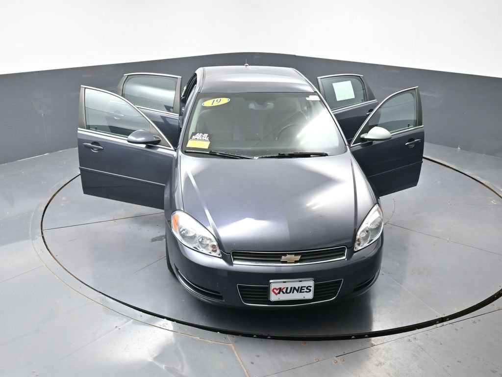 Used 2009 Chevrolet Impala LS FWD image 52