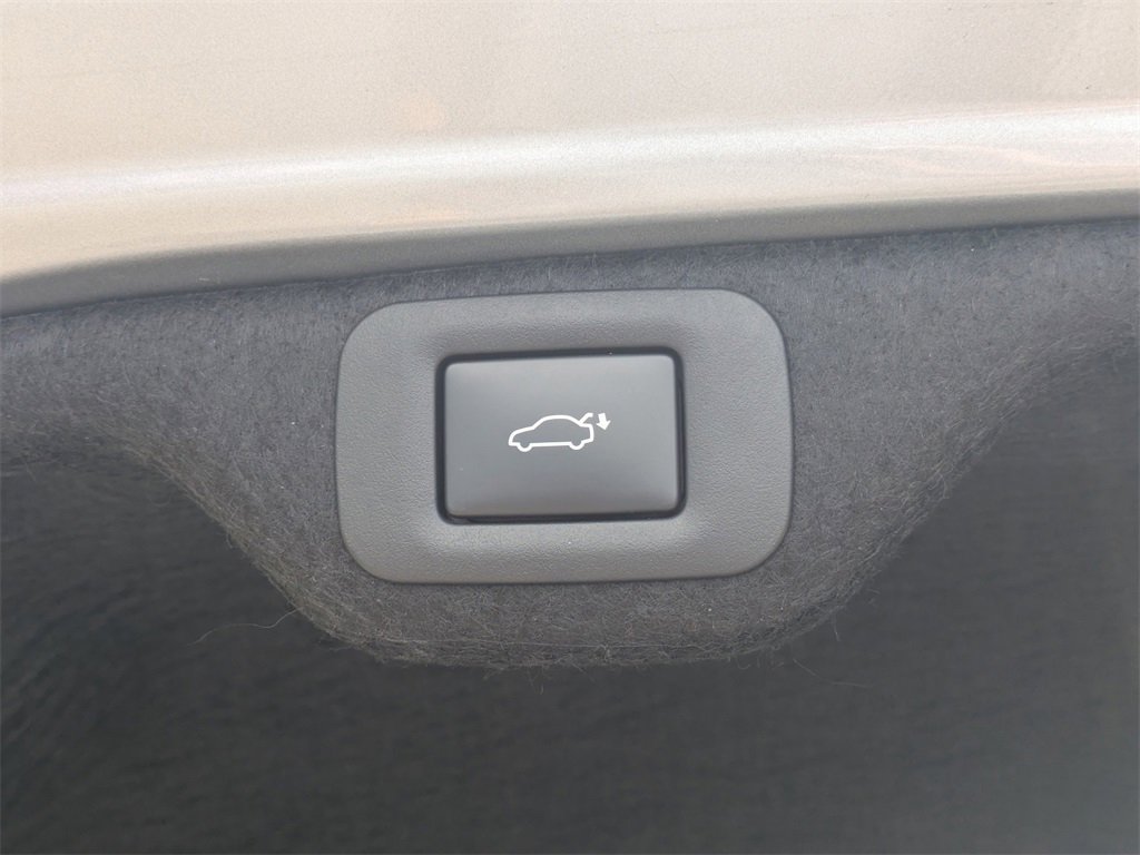 Used 2023 Lexus ES 350 F Sport w/ Accessory Package (Z1) image 10