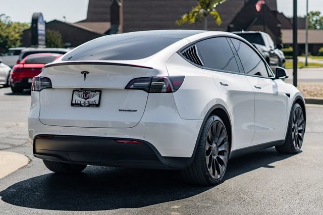 Used 2022 Tesla Model Y Performance AWD/4WD image 6