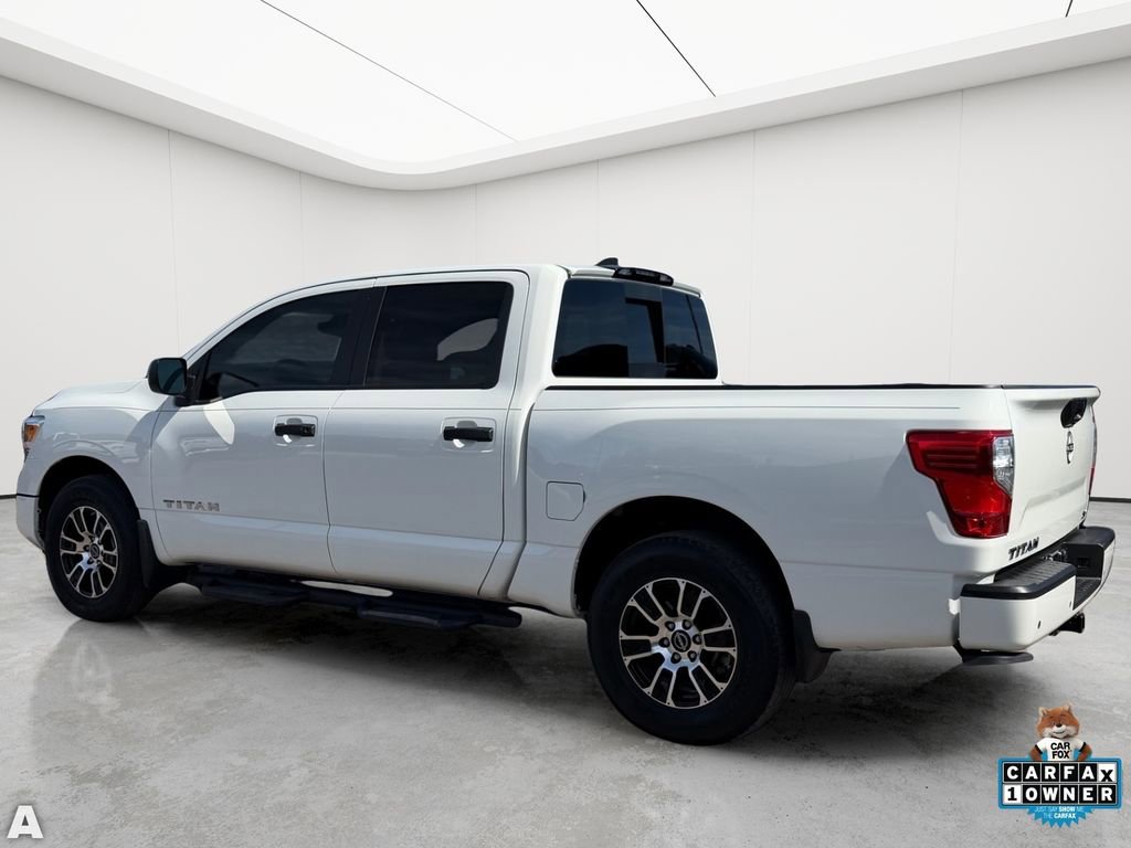 Used 2024 Nissan Titan SV w/ SV Convenience Package image 4