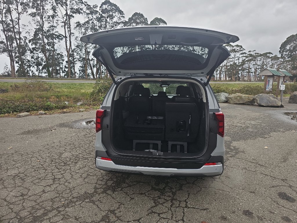 New 2026 Kia Carnival EX image 5