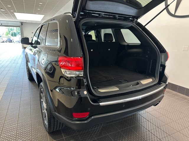 Used 2019 Jeep Grand Cherokee Limited AWD/4WD image 6