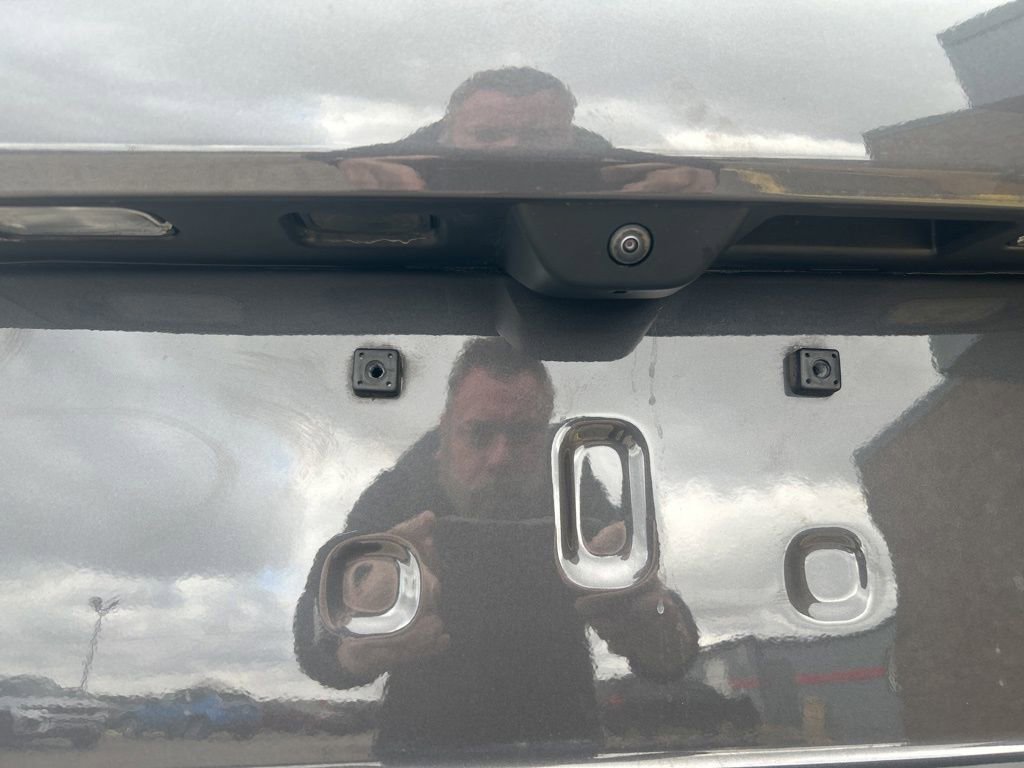 Used 2024 Jeep Grand Cherokee Limited image 9