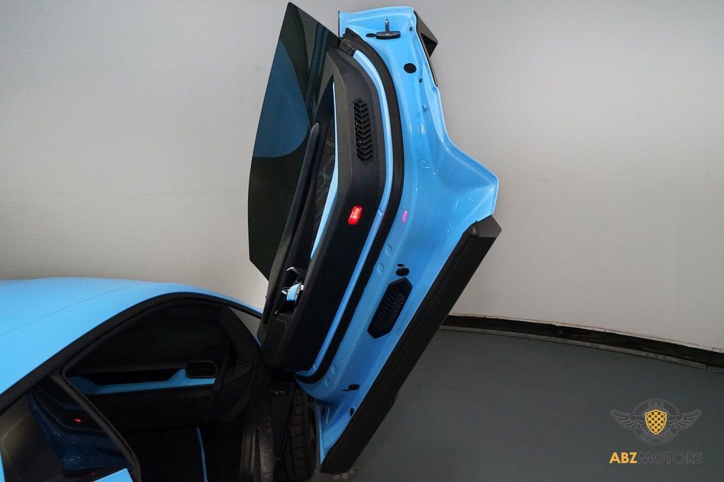 Used 2025 Lamborghini Revuelto image 19