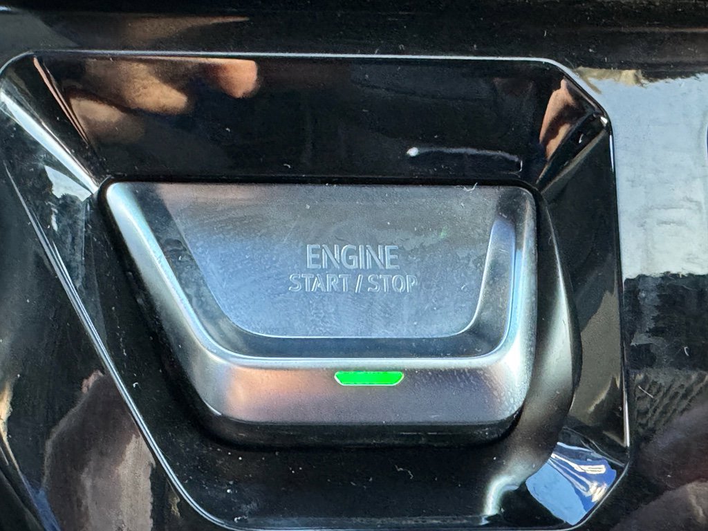 Used 2022 GMC Sierra 1500 AT4X image 19