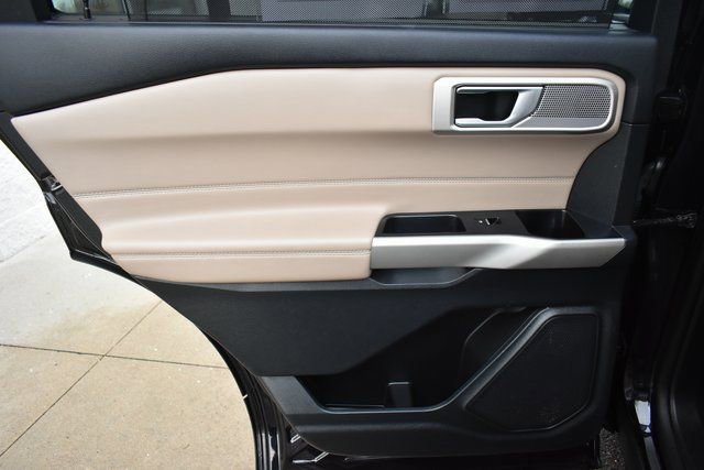 Used 2023 Ford Explorer Limited image 36