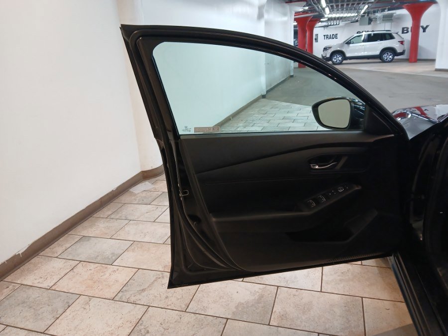 Used 2024 Honda Accord LX image 10