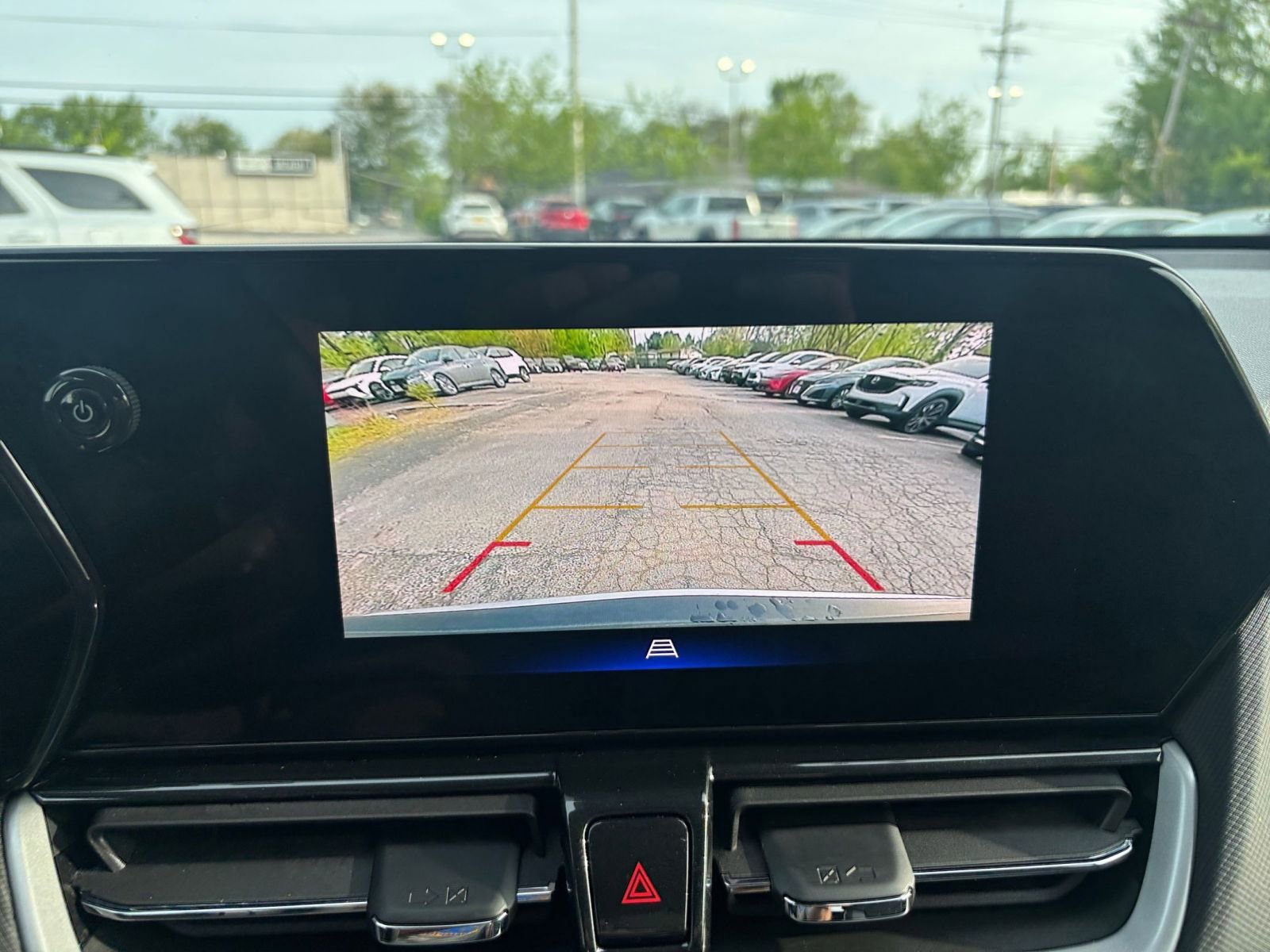 Used 2025 Chevrolet TrailBlazer LT image 22