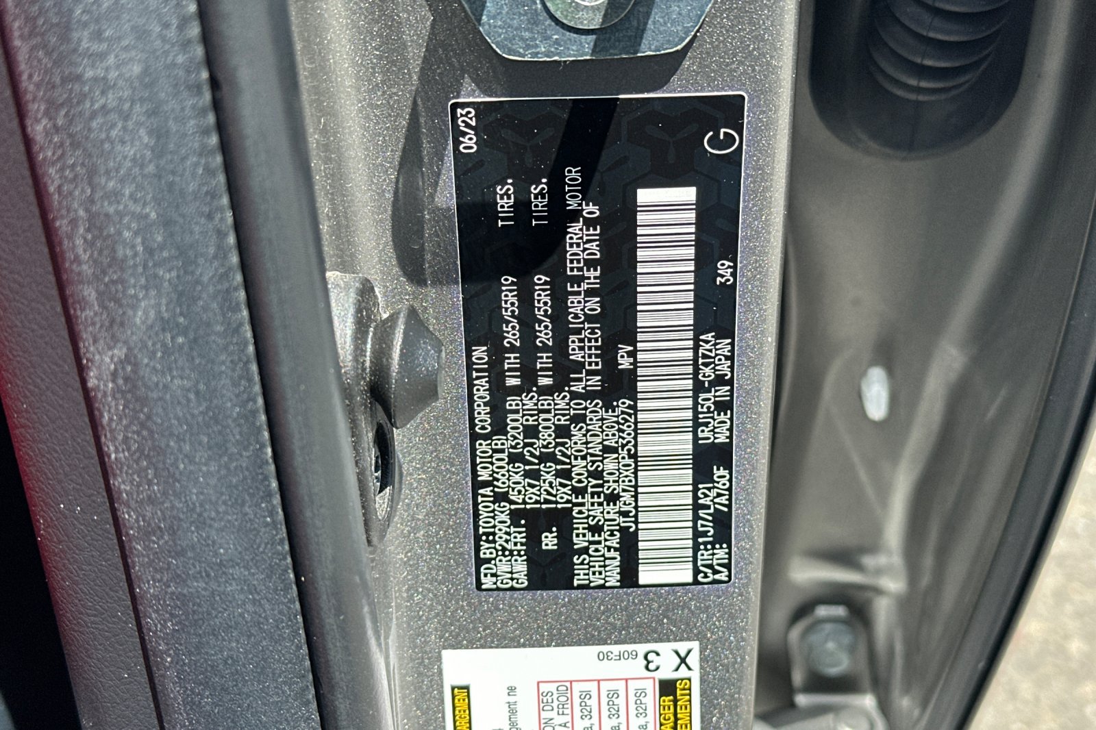 Certified 2023 Lexus GX 460 Luxury w/ Sport Design Package AWD/4WD image 30