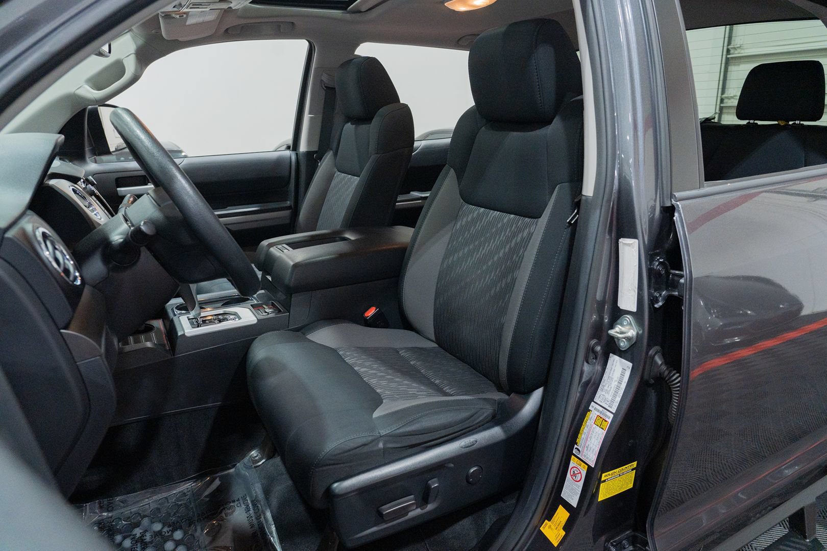 Used 2019 Toyota Tundra SR5 AWD/4WD image 24
