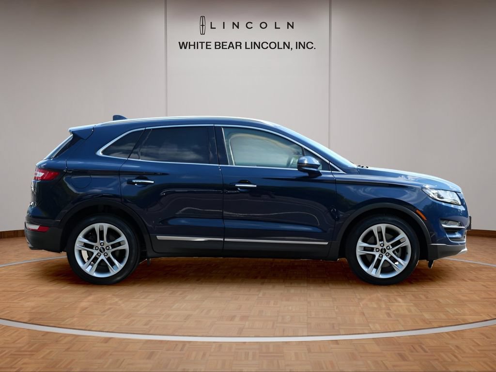 Used 2019 Lincoln MKC Reserve w/ MKC Climate Package AWD/4WD image 4
