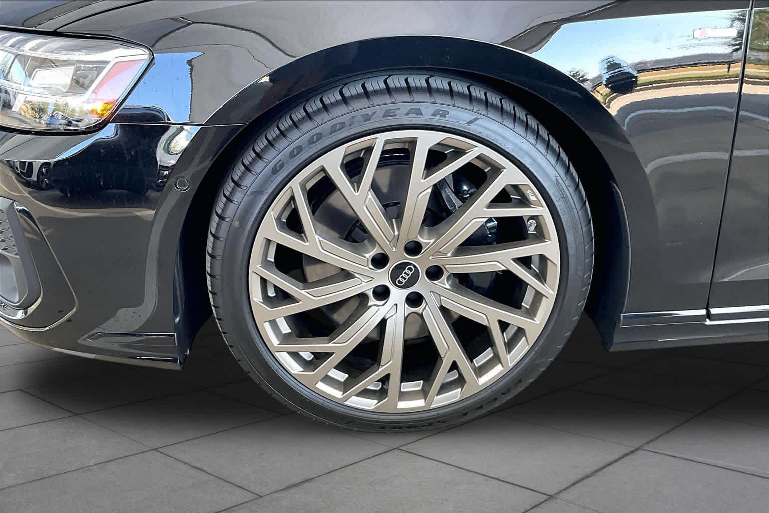 Used 2026 Audi A8 L 3.0T AWD/4WD image 11