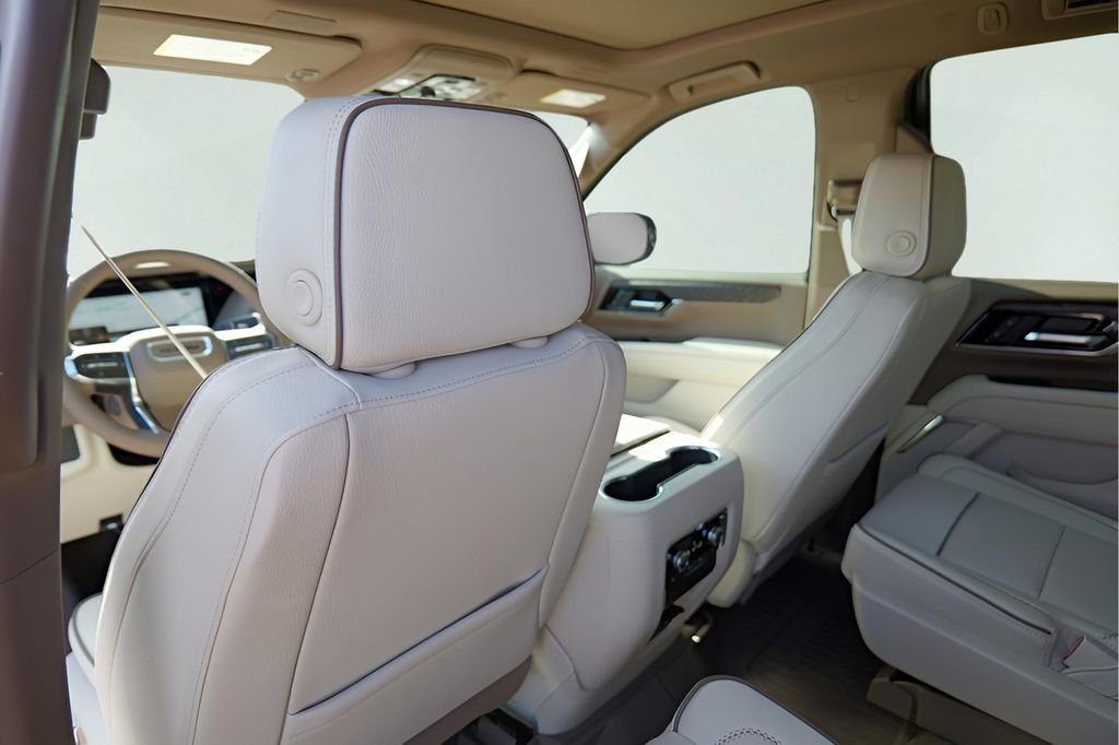 New 2026 GMC Yukon Denali w/ Sun & Power Step Package image 22