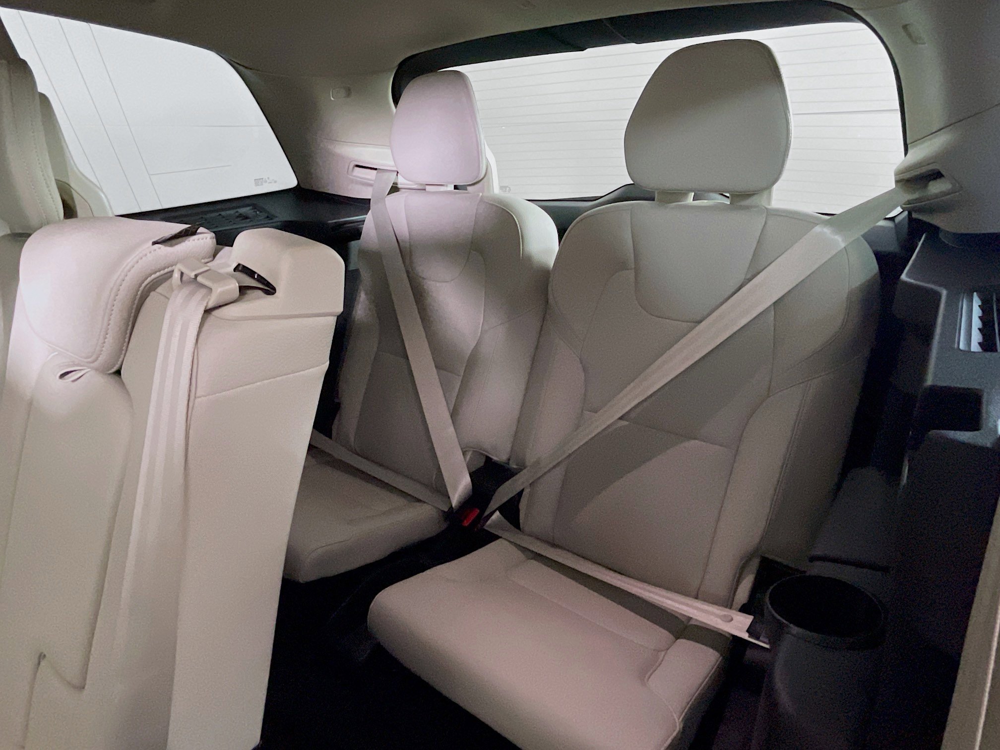 Used 2024 Volvo XC90 B5 Plus image 30