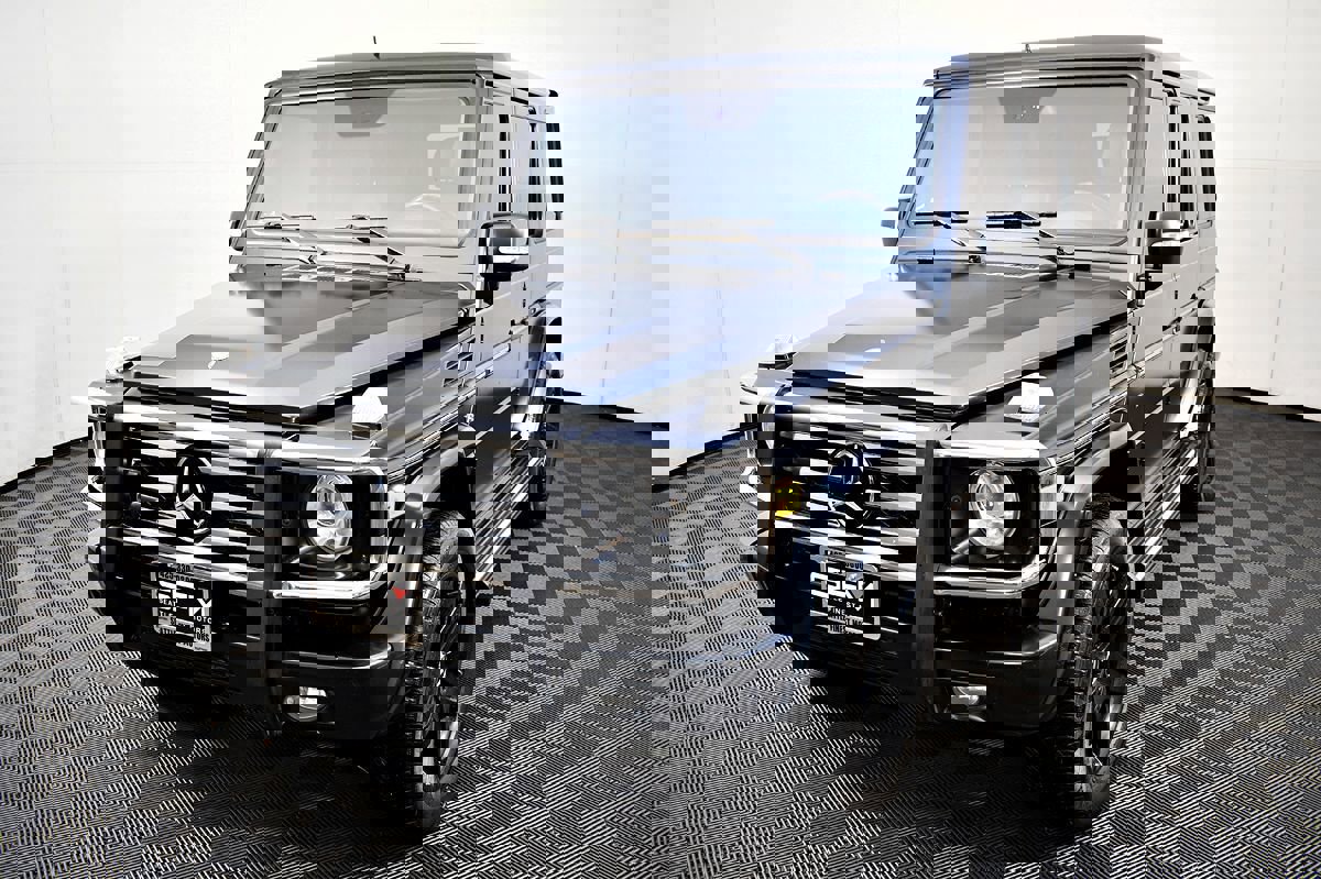 Used 2012 Mercedes-Benz G 550 SUV image 2
