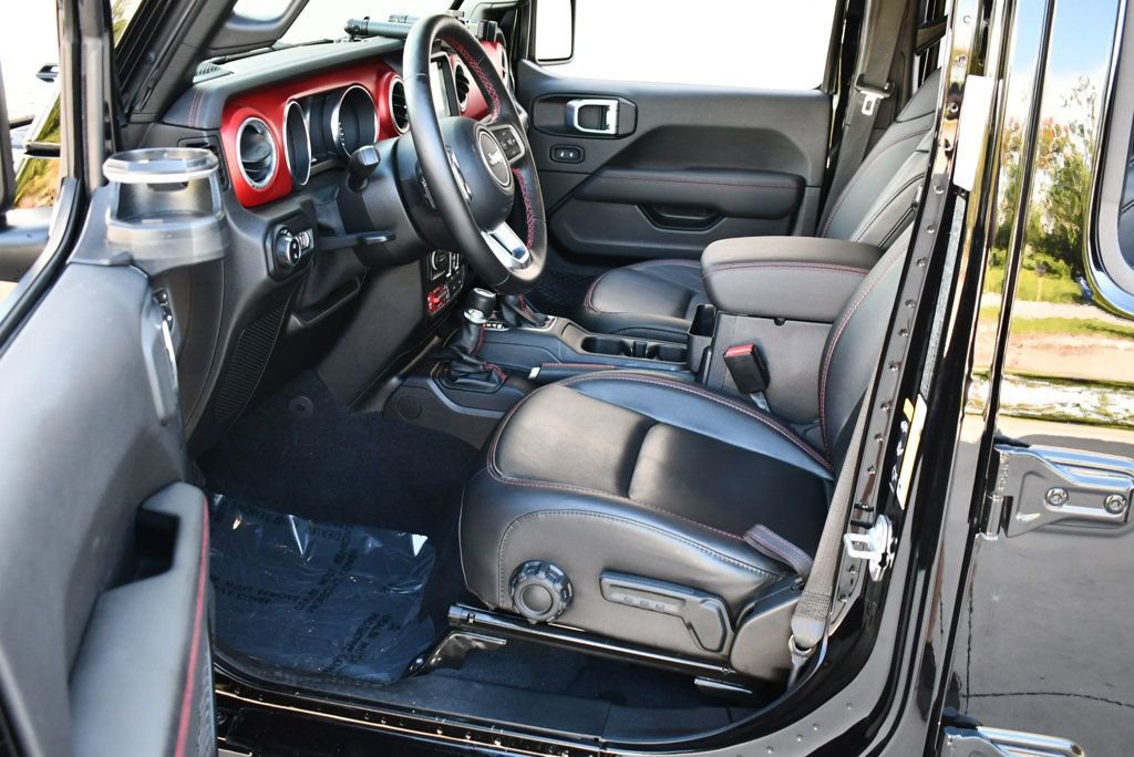Used 2021 Jeep Gladiator Rubicon w/ Dual Top Group image 43