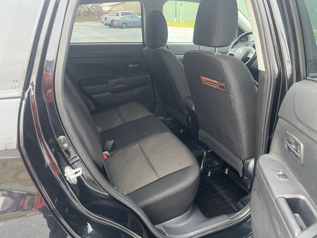 Used 2016 Mitsubishi Outlander Sport ES image 22