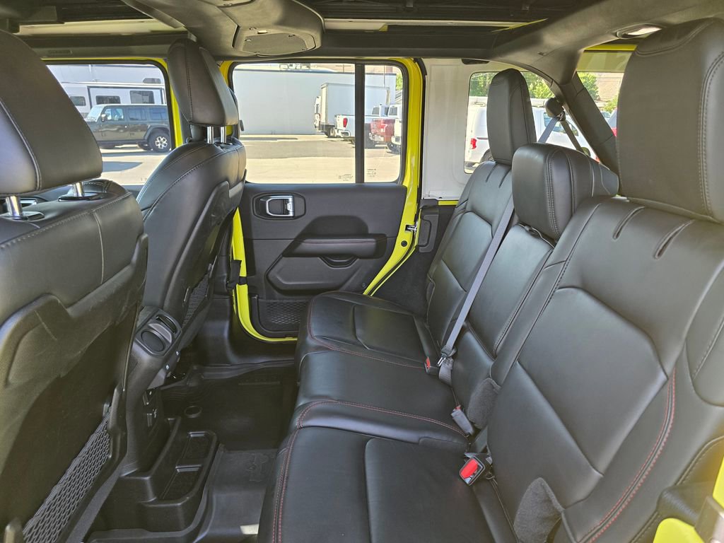Used 2024 Jeep Wrangler Unlimited Rubicon image 16