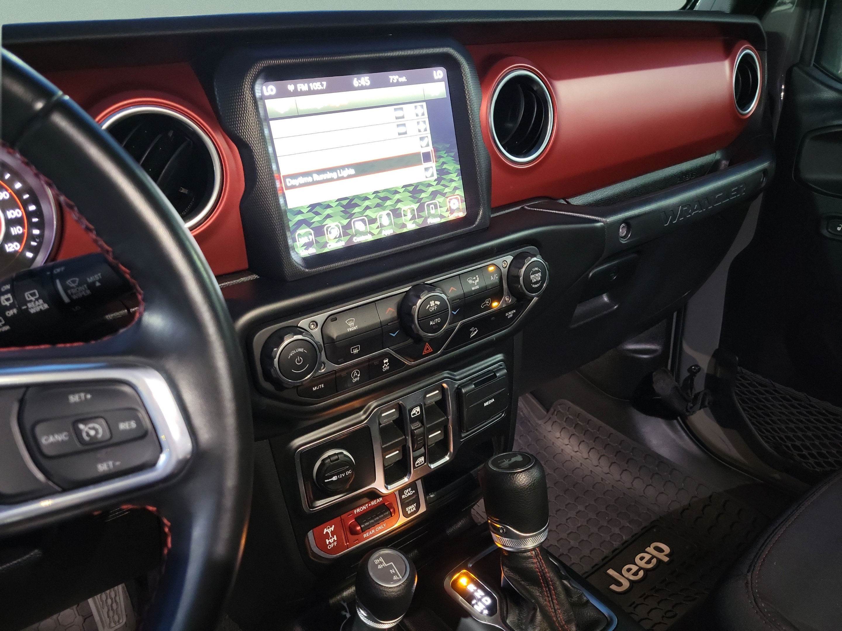 Used 2021 Jeep Wrangler Unlimited Rubicon AWD/4WD image 23