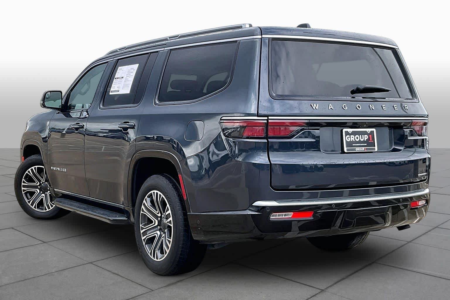 Used 2023 Jeep Wagoneer Series II w/ Convenience Group I RWD image 9