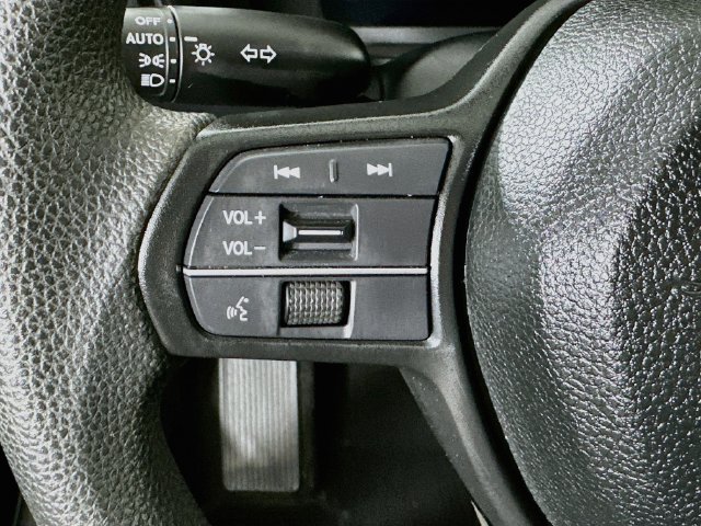 Certified 2023 Honda Accord EX image 10