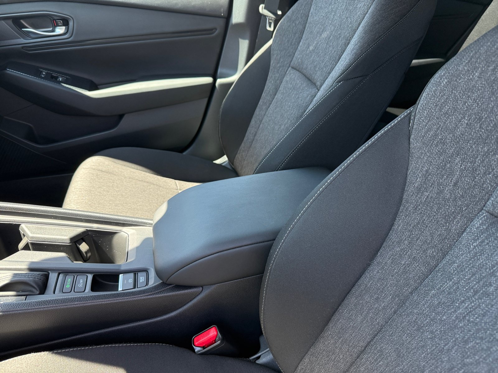 Certified 2025 Honda Accord SE image 14