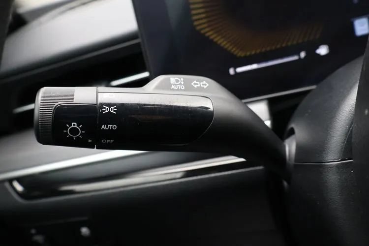 Used 2025 Kia K5 LXS FWD image 24