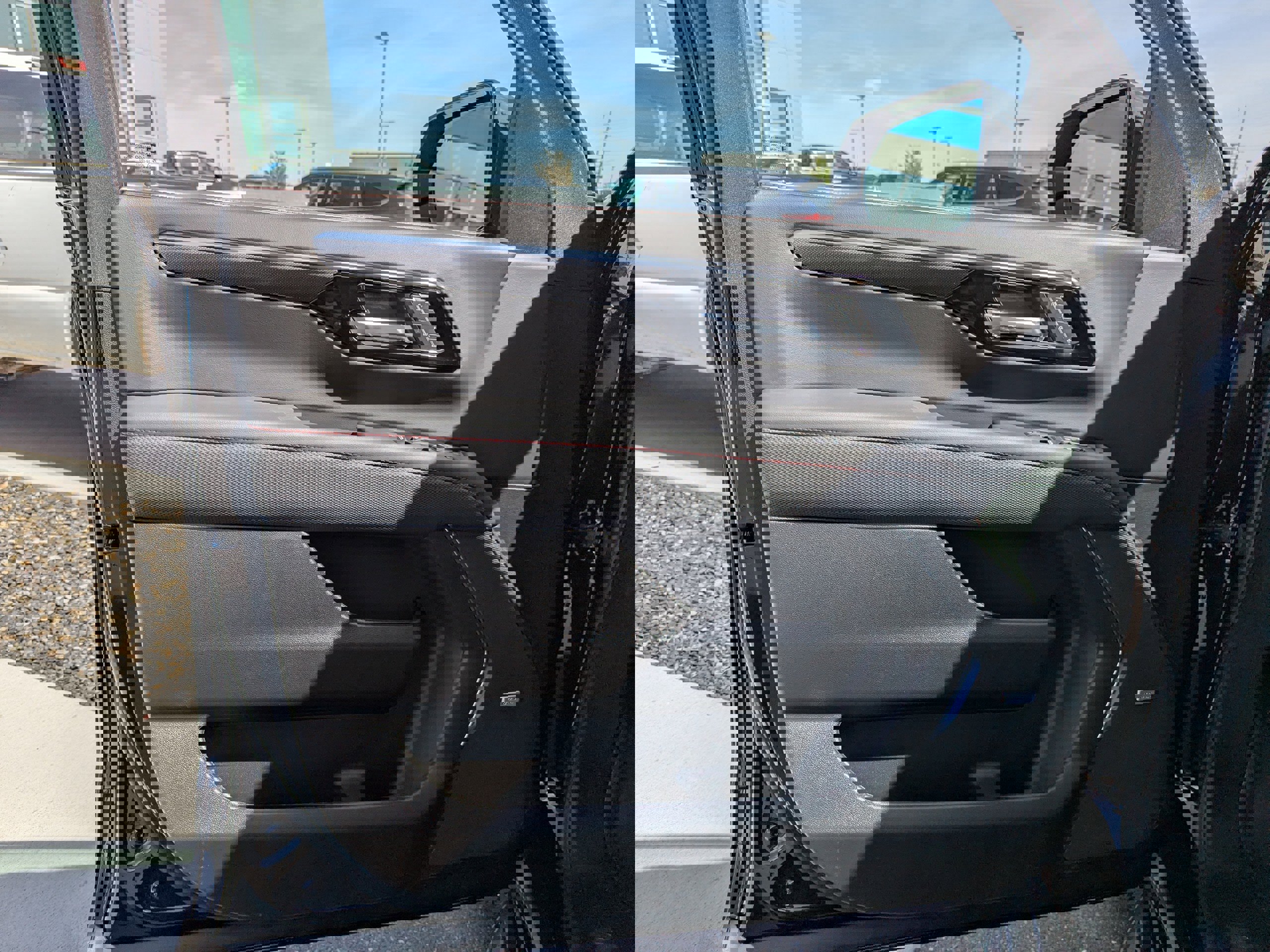 New 2026 Chevrolet Suburban RST image 8