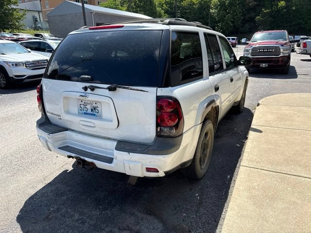 Used 2006 Chevrolet TrailBlazer LS w/ LS Preferred Equipment Group AWD/4WD image 2