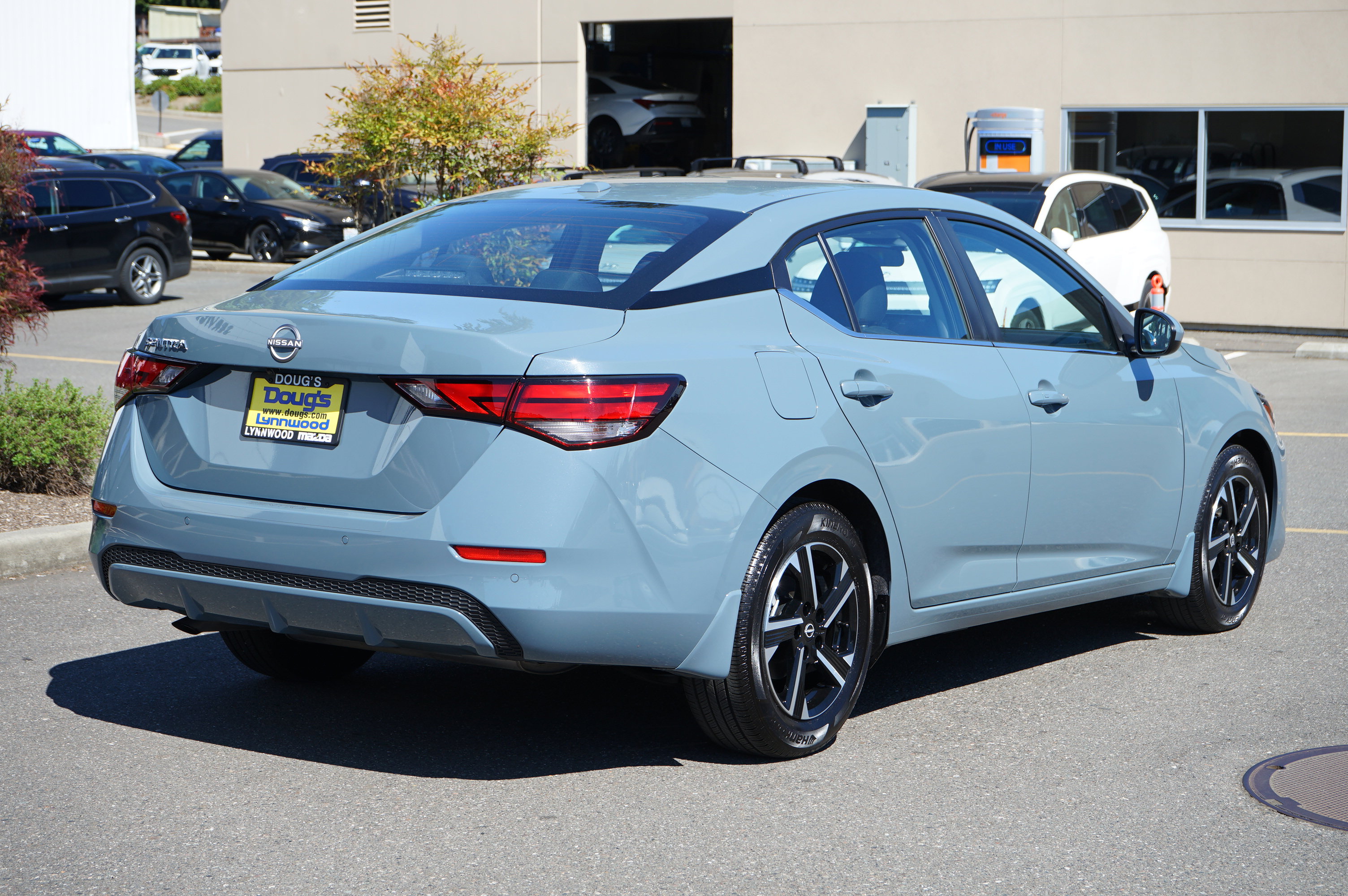 Used 2025 Nissan Sentra SV w/ All-Weather Package FWD image 3