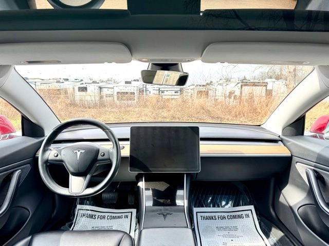 Used 2018 Tesla Model 3 Long Range image 19