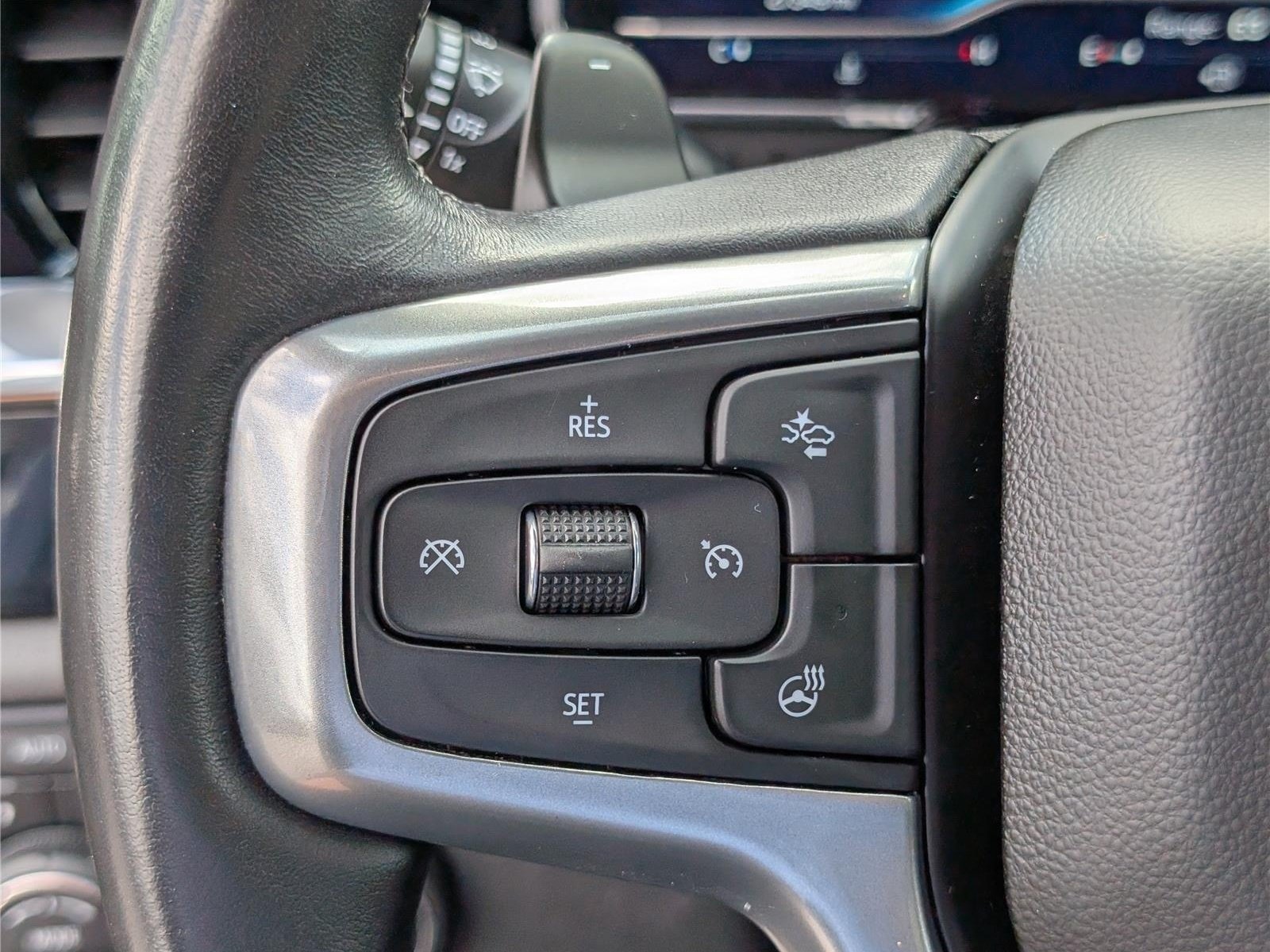 Used 2022 Chevrolet Silverado 1500 LT w/ Protection Package AWD/4WD image 22