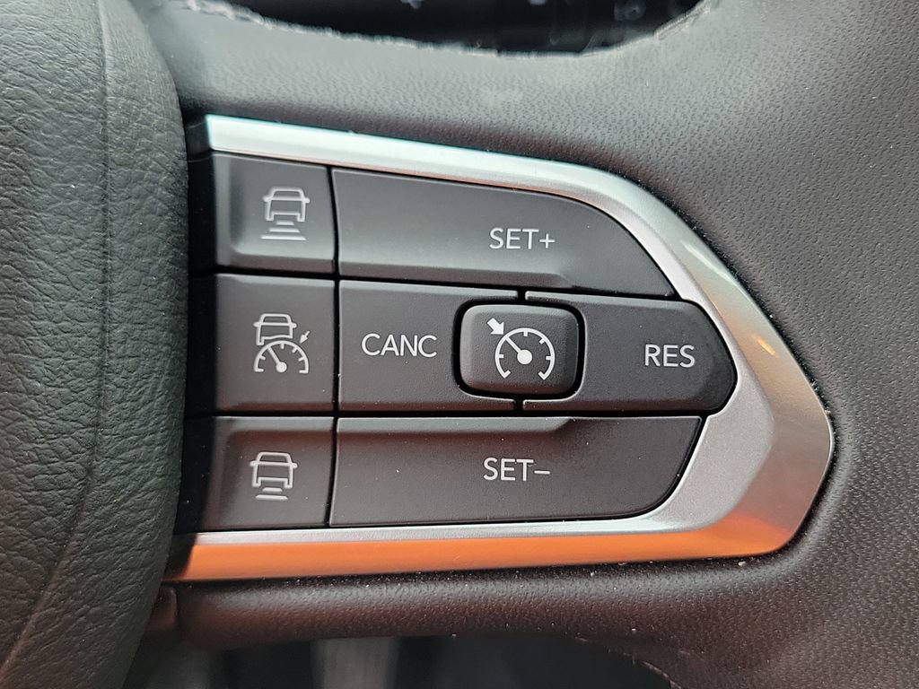 Used 2024 Jeep Compass Limited AWD/4WD image 21
