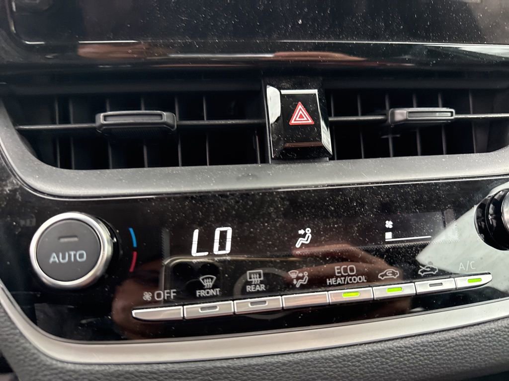 Used 2024 Toyota Corolla LE image 15