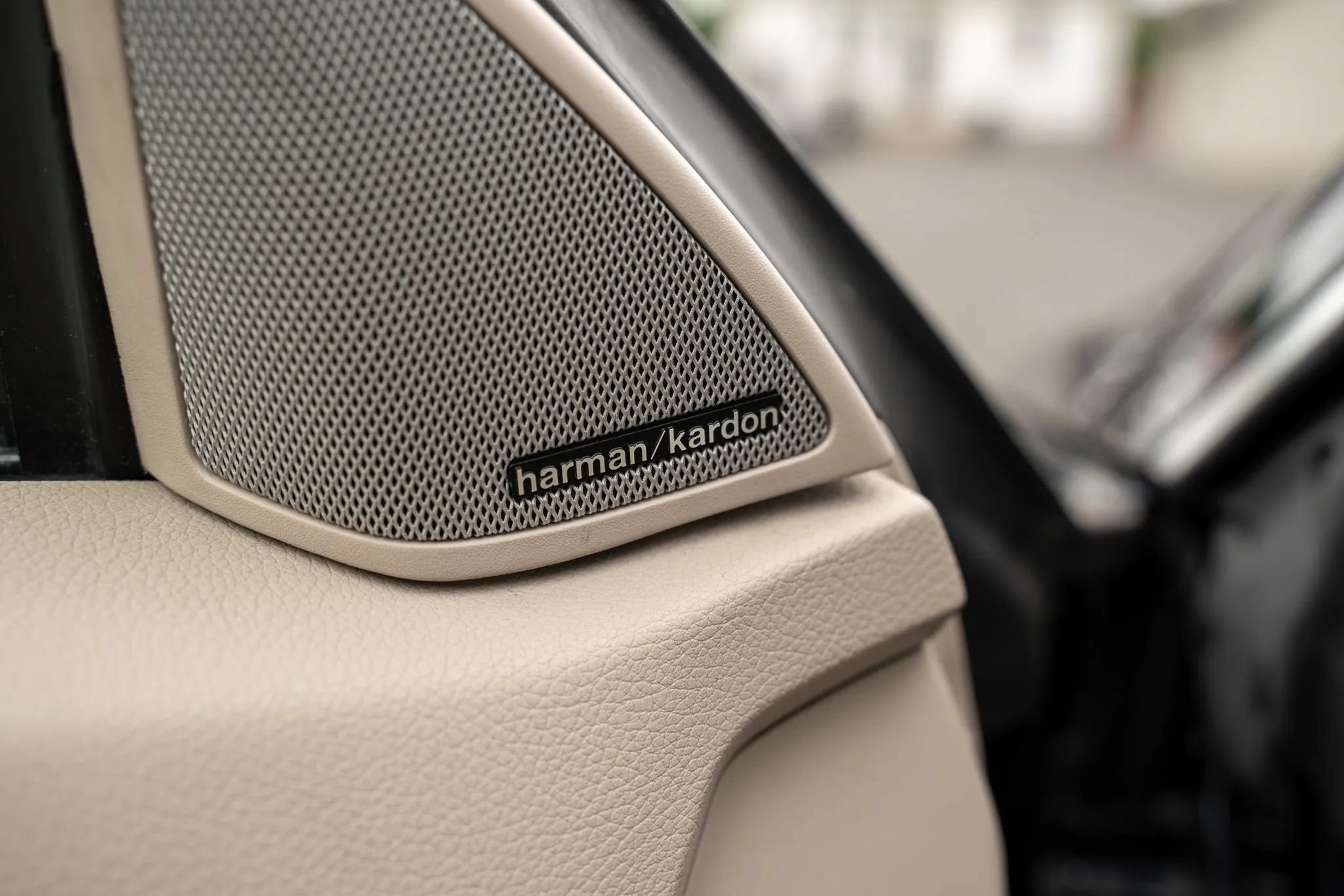 Used 2015 Mercedes-Benz E 400 Coupe w/ Premium 1 Package image 14