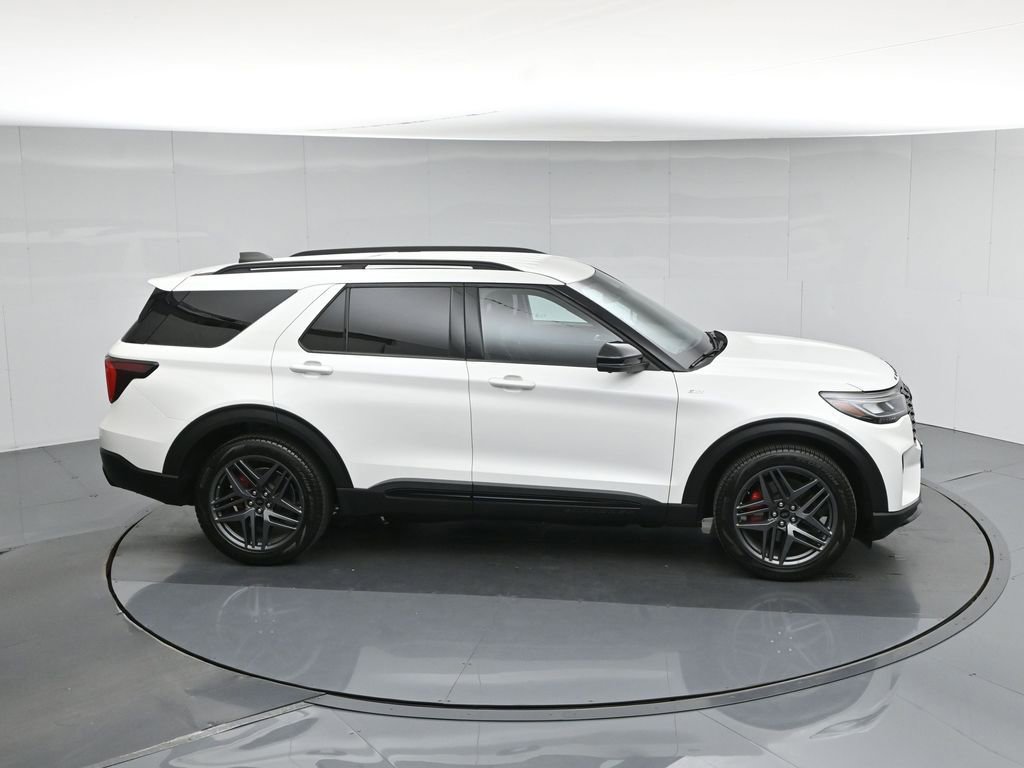 Used 2025 Ford Explorer ST-Line w/ Premium Package RWD image 57