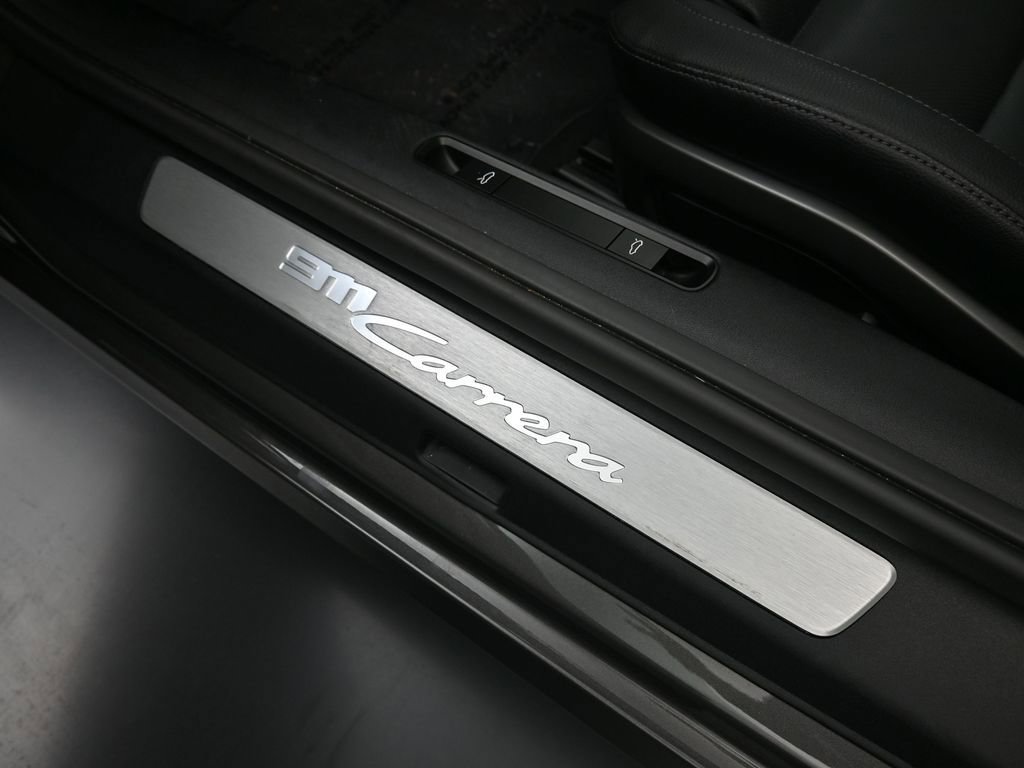 Certified 2024 Porsche 911 Carrera RWD image 26