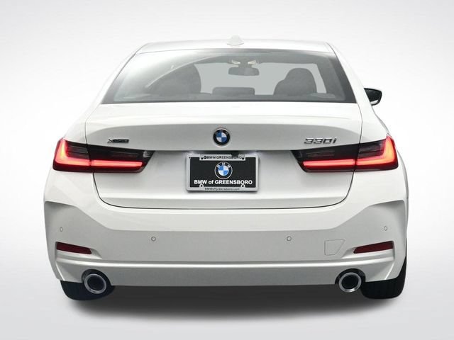 New 2026 BMW 330i xDrive Sedan w/ Premium Package AWD/4WD image 6