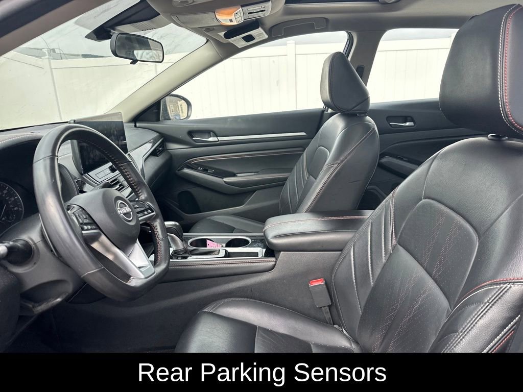 Used 2023 Nissan Altima 2.5 SR w/ SR Premium Package image 13