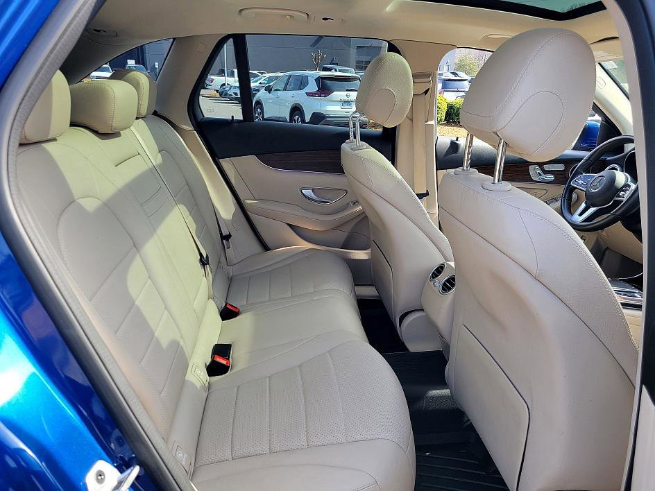 Used 2022 Mercedes-Benz GLC 300 image 19