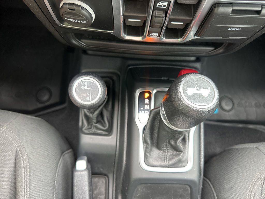 Used 2021 Jeep Wrangler Unlimited Sport AWD/4WD image 42
