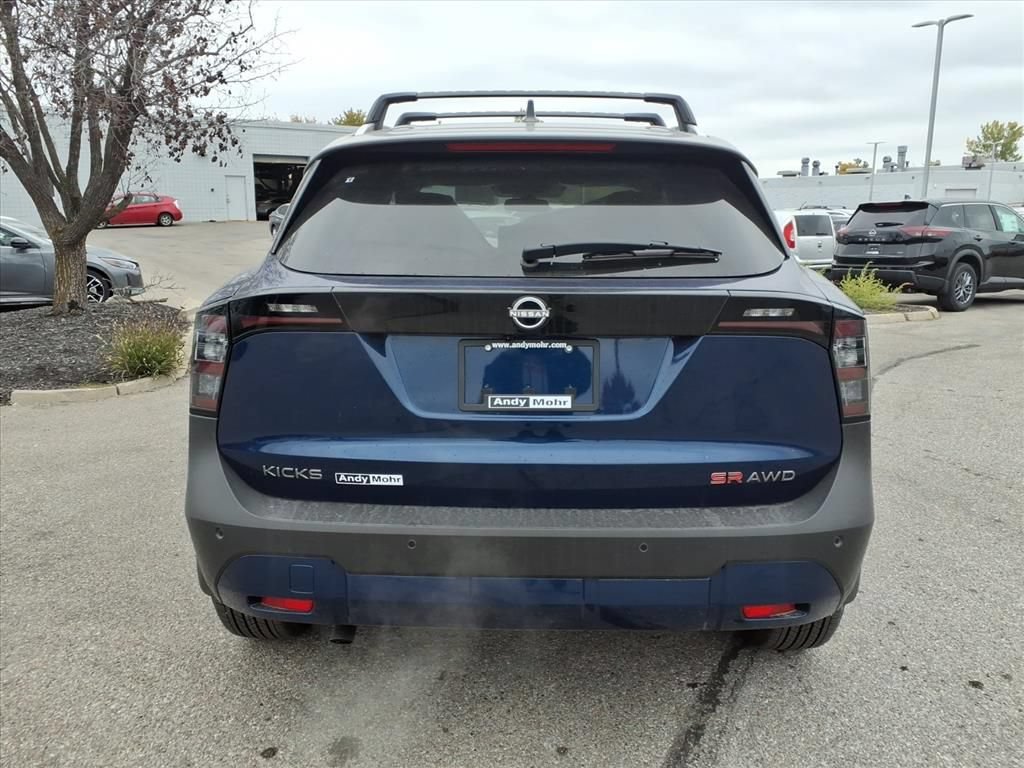 New 2025 Nissan Kicks SR AWD/4WD image 20