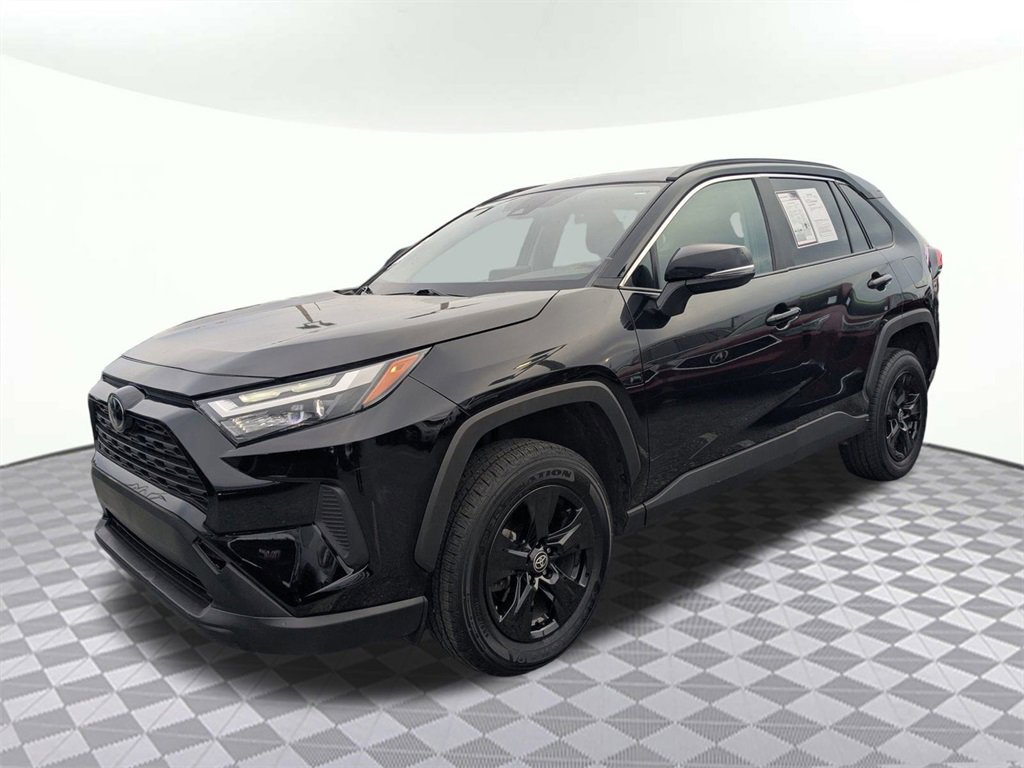 Used 2023 Toyota RAV4 XLE image 7