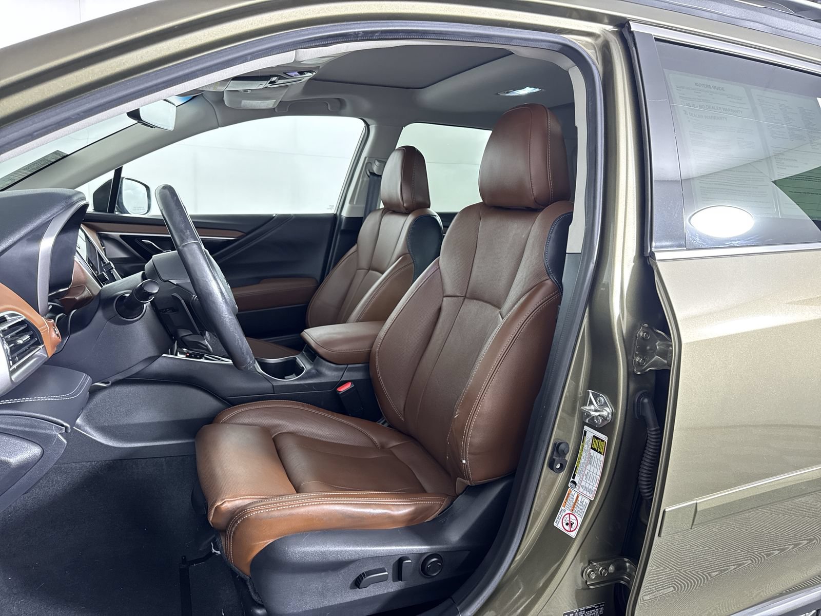 Used 2020 Subaru Outback Touring XT AWD/4WD image 15