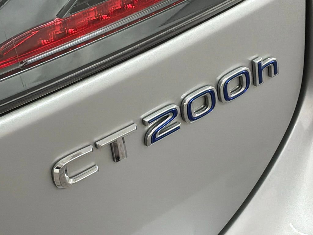 Used 2016 Lexus CT 200h w/ Navigation Package image 24