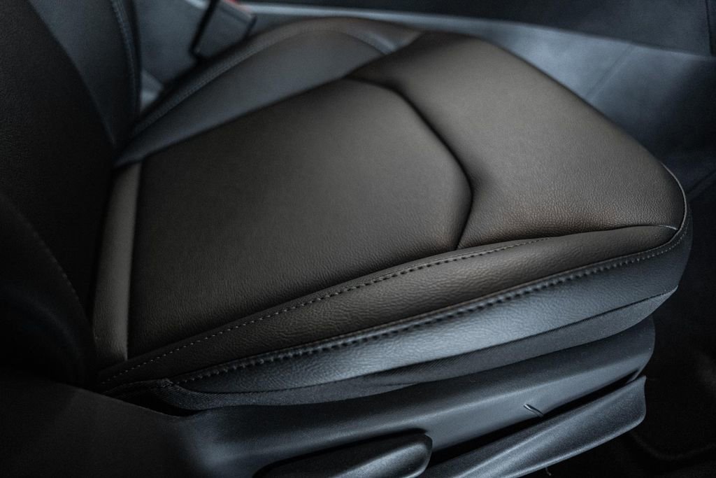 New 2025 Jeep Compass Limited w/ Sun & Sound Group image 31